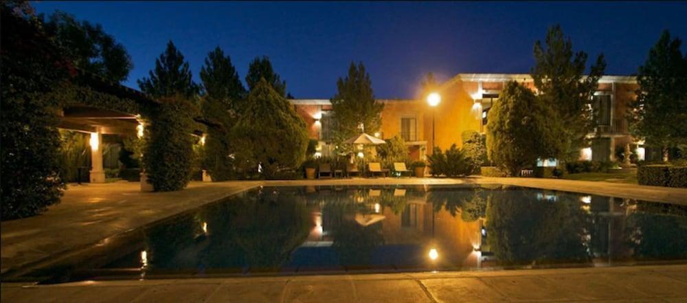 Hotel Gobernador Дуранго Екстериор снимка