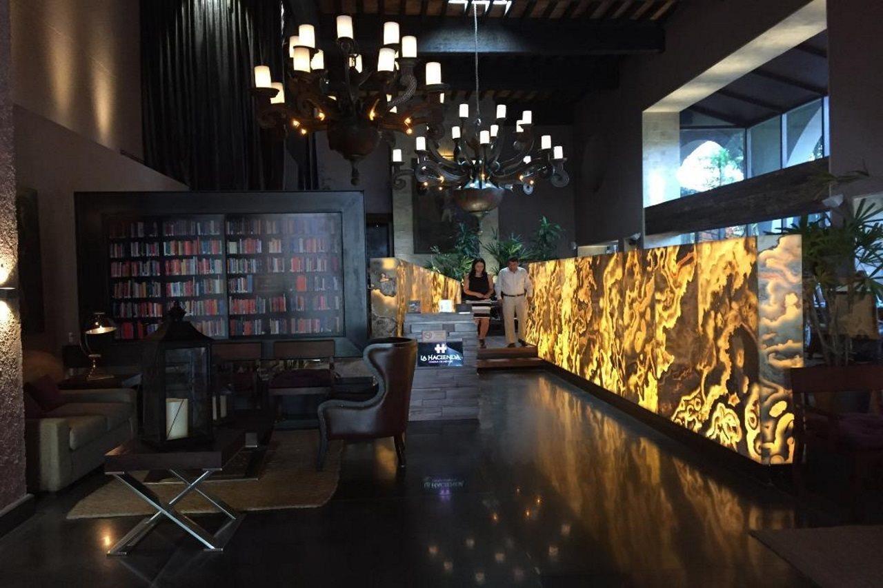 Hotel Gobernador Дуранго Екстериор снимка